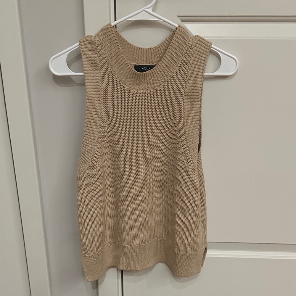 Aqua Beige Knit vest Pullover